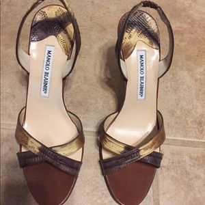 Manolo Blahnik snake skin color